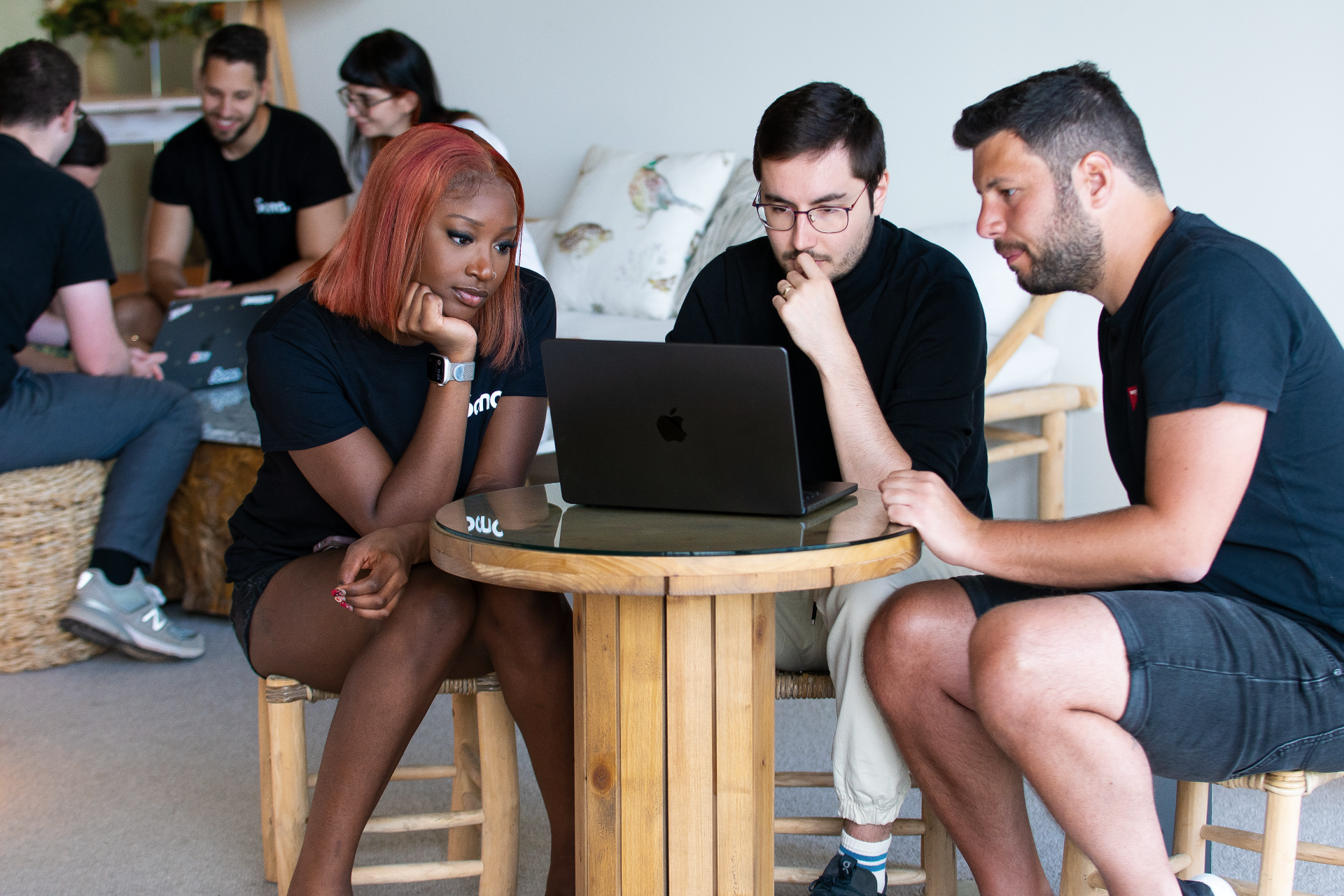 office-work-discussion