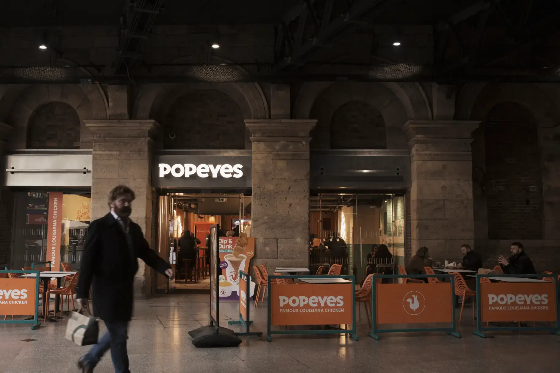 popeyes-wordmark-BzJxZH0z